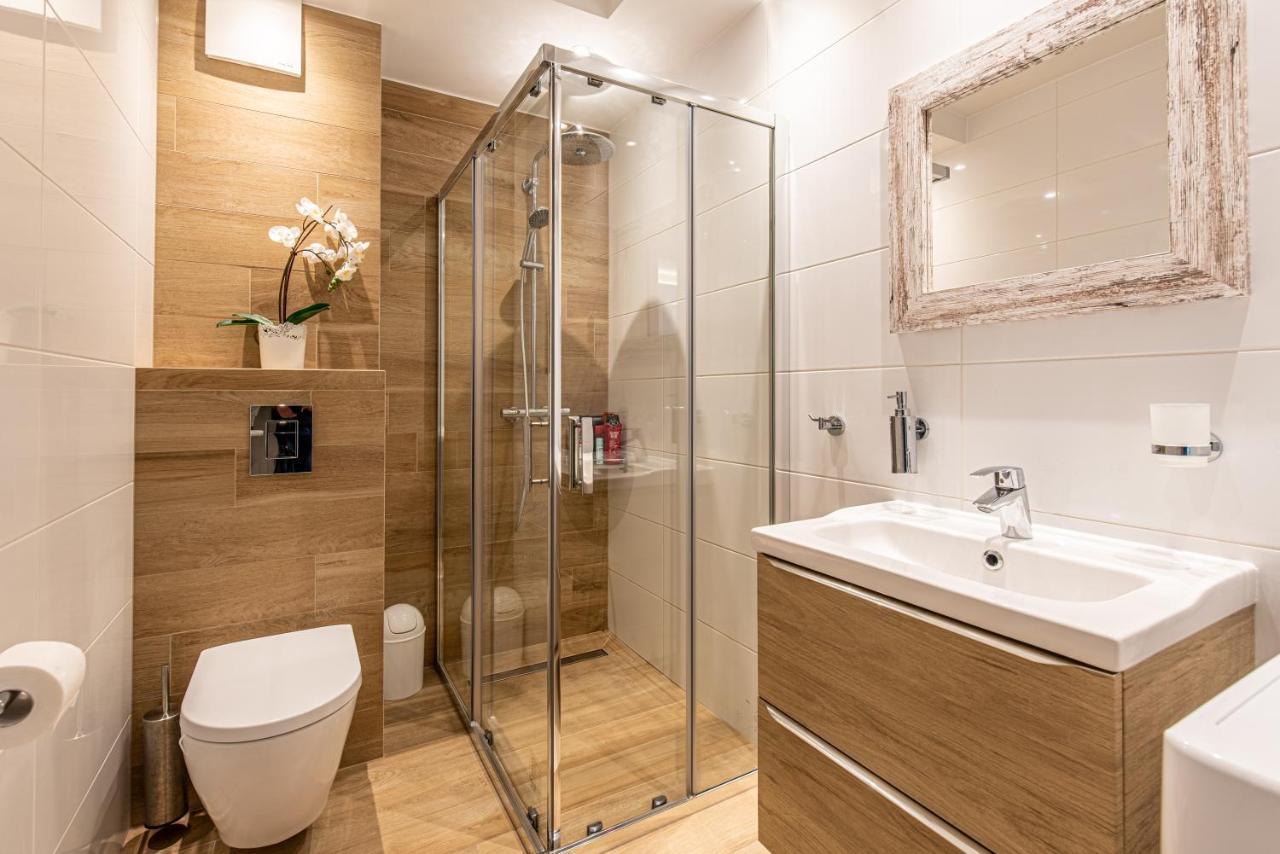 Bella Casa Premium Apartment - 30 Pszczelna คราคูฟ ภายนอก รูปภาพ